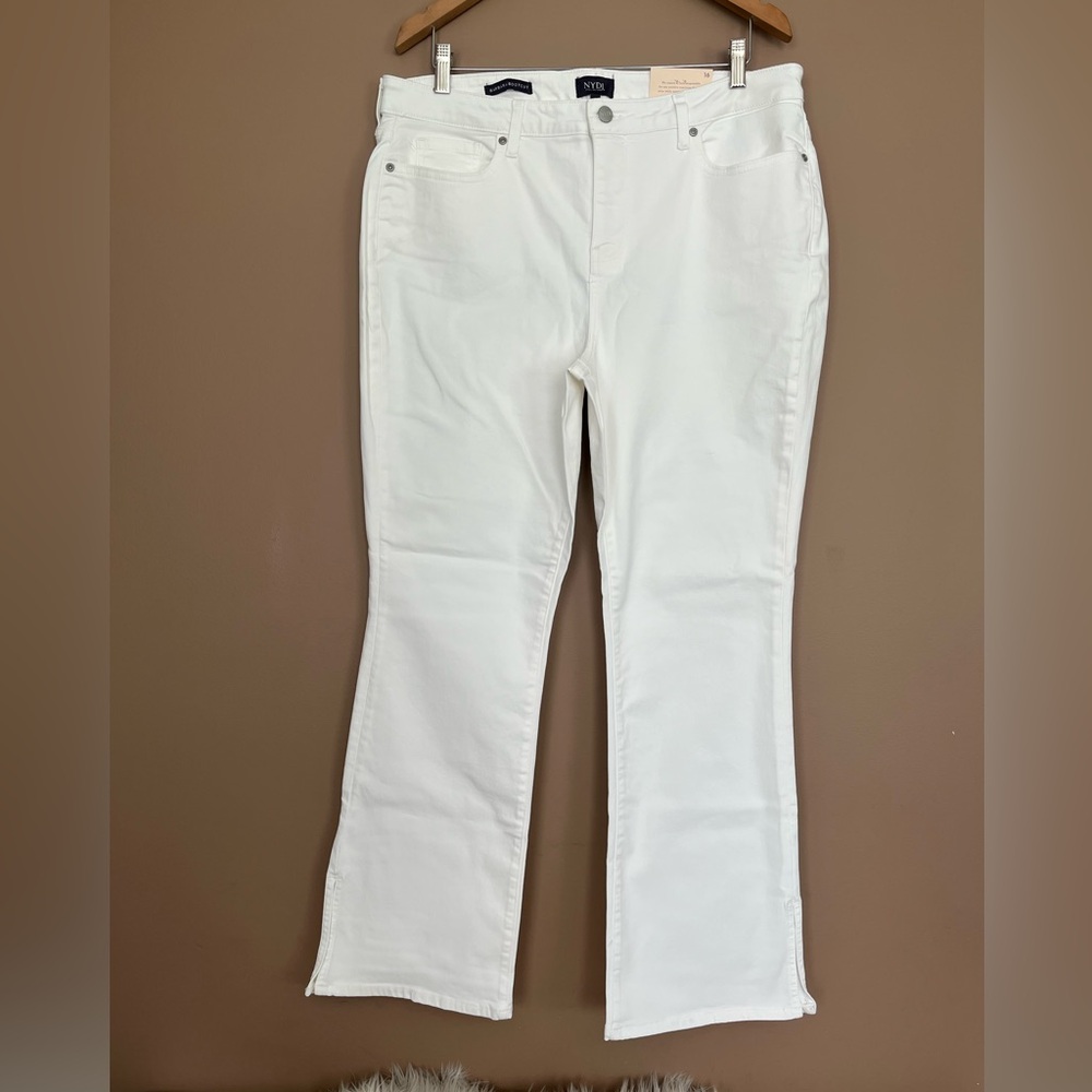 {NYDJ} Barbara Bootcut Jeans with Side Slits in White - Womens 16 - NWT - Picture 1 of 12